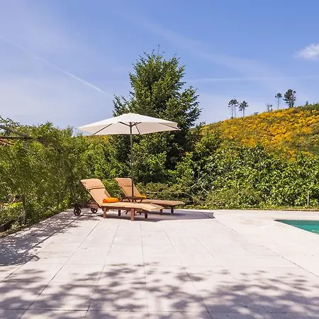 Konukevi Quinta De Marnotos 3*